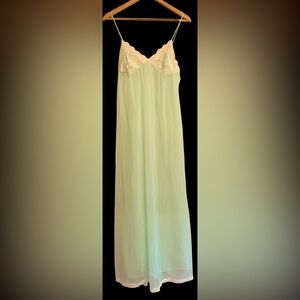 Vtg Tosca‎ Peignoir Nightgown Medium Mint Lace Chiffon Coquette Lingerie